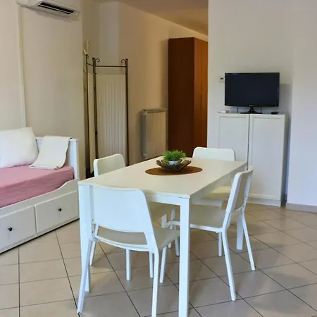 -sanremo-bussana- Suite-b With Ac - 5 Min From The Sea * Sanremo