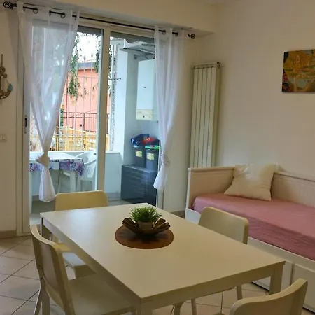 -sanremo-bussana- Suite-b With Ac - 5 Min From The Sea