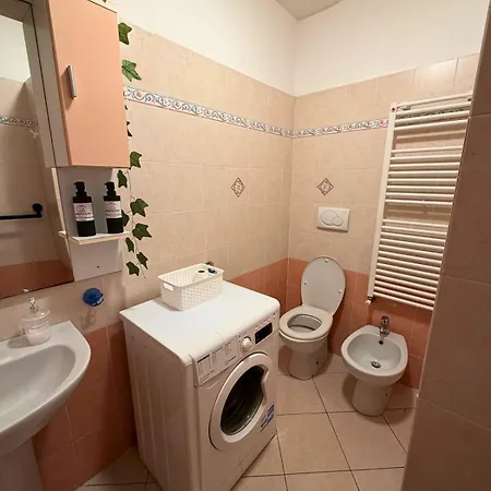 -sanremo-bussana- Suite-b With Ac - 5 Min From The Sea *